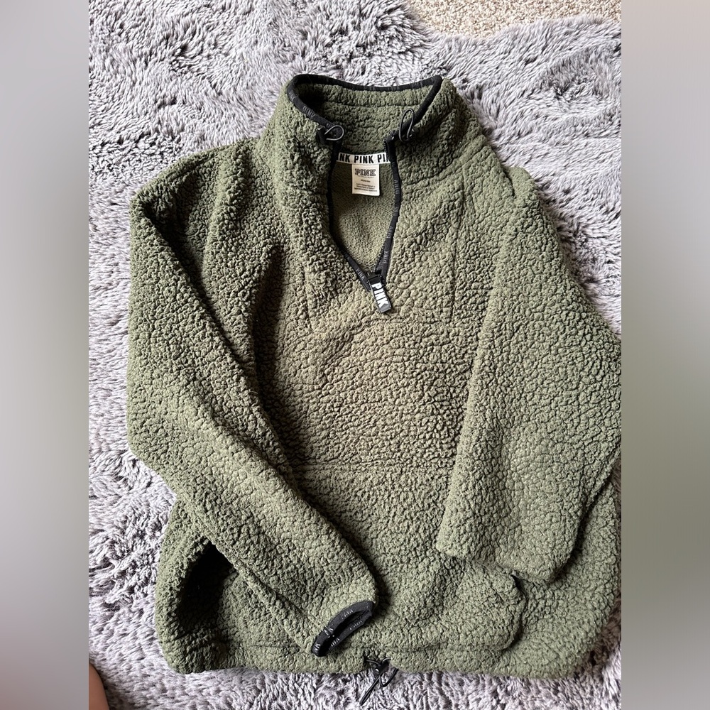 Victoria’s Secret pink sherpa